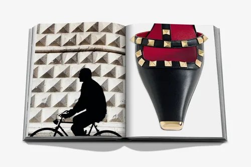 Cosi Store • Fashionphile : The Book of Iconic Shoes Assouline (Assouline)