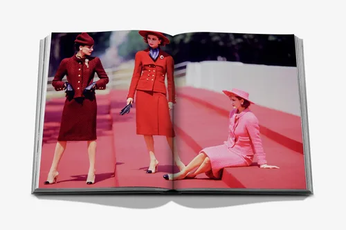 Cosi Store • Fashionphile : The Book of Iconic Shoes Assouline (Assouline)