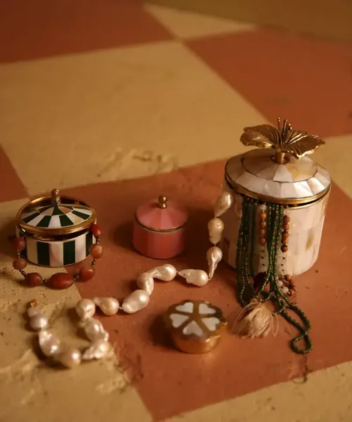 Cosi Store • Boîte Doing Goods (Doing Goods)