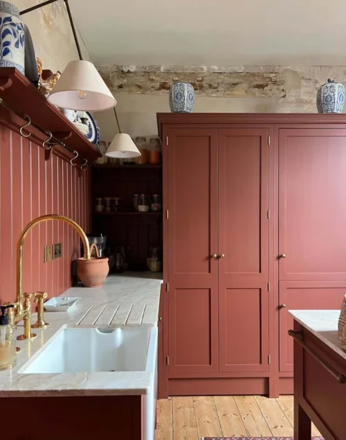 Cosi Store • Etruscan Red n°56 (Farrow & Ball)