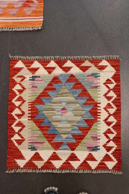 Cosi Store • Kilim Waziri 200277 50 x 50cm (Sélection Cosi)