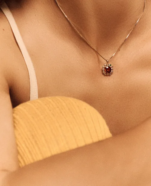 Cosi Store • Collier Robin Grenat Pascale Monvoisin (Pascale Monvoisin)