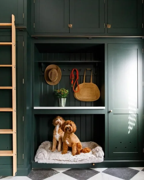 Cosi Store • Studio Green n°93 (Farrow & Ball)