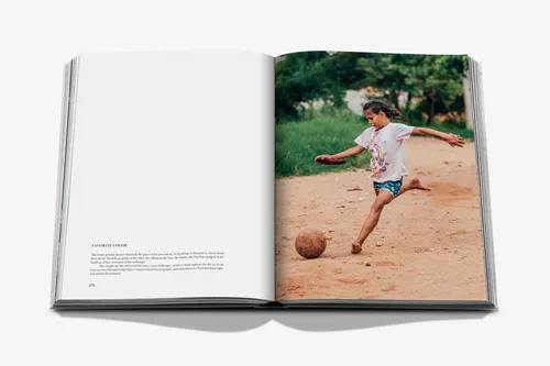 Cosi Store • Football Roots - The Spirit of the Game Assouline (Assouline)
