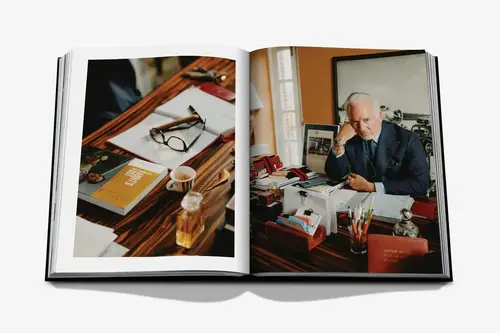 Cosi Store • London Chic (Assouline)