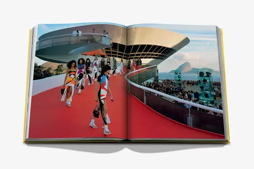 Cosi Store • From Louis to Vuitton (Assouline)