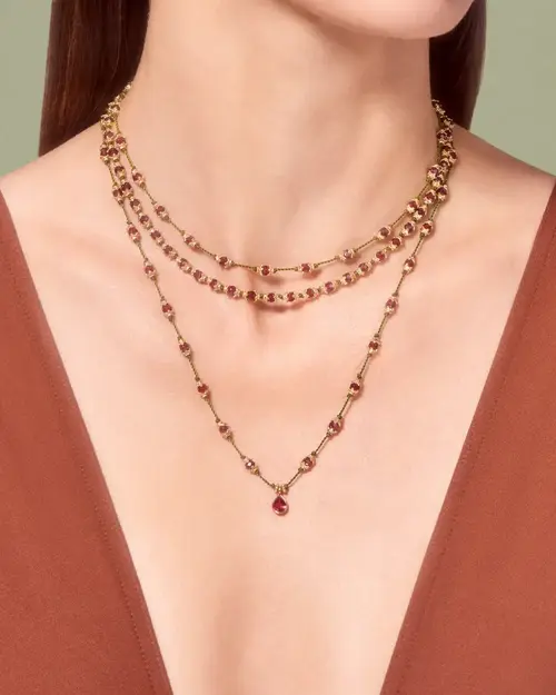 Cosi Store • Collier Peony Fil Vert Grenat Tityaravy (Tityaravy)