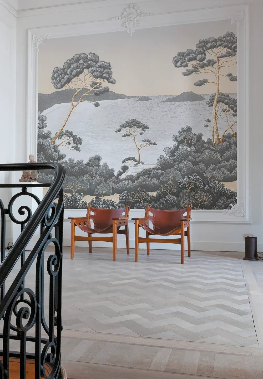 Cosi Store • 230117 SITUATION PORTCROS GRISDORE HALL FAUTEUILS living4media 1251x1799px 1200x jpg